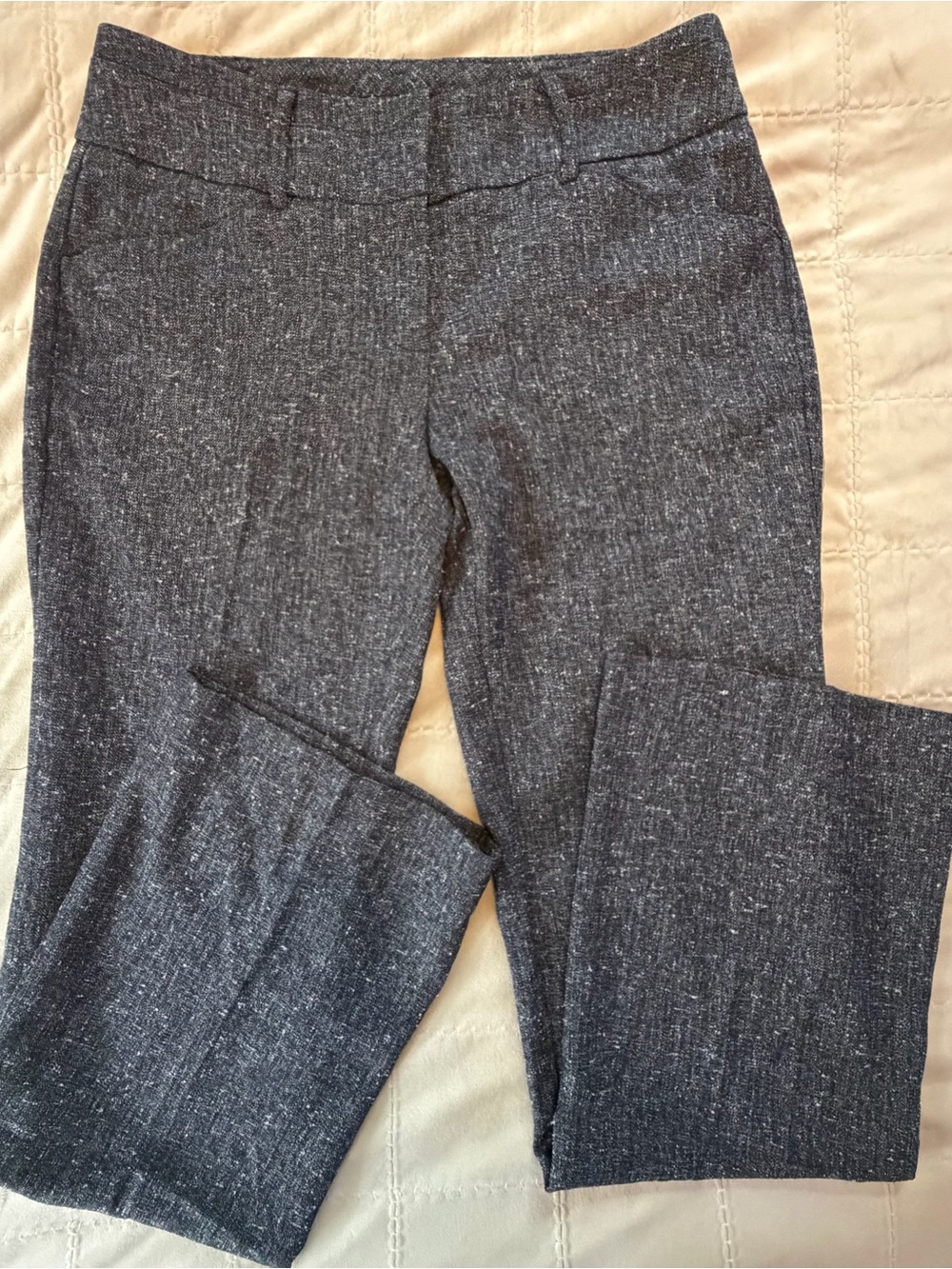 7th Avenue New York & Company Gray Straight Leg Dress Pants Size 4